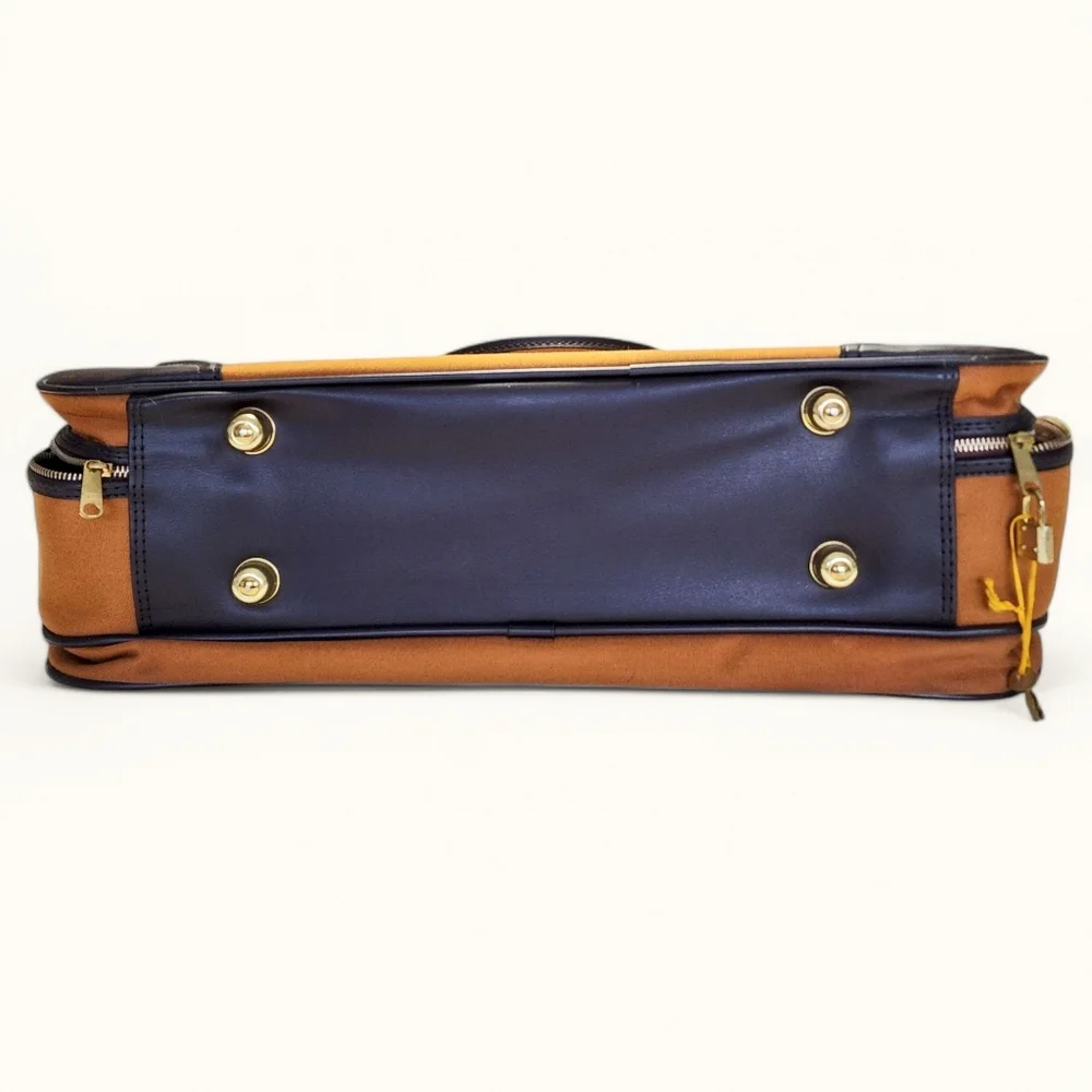 Vintage Carry On Suitcase Tan Brown Canvas Faux Leather 22in Travel 70s 80s‎